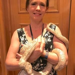 Meet your Posher, Stacy